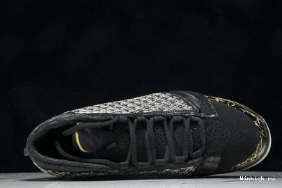Room 23 Jordan Trophy Black 0918
